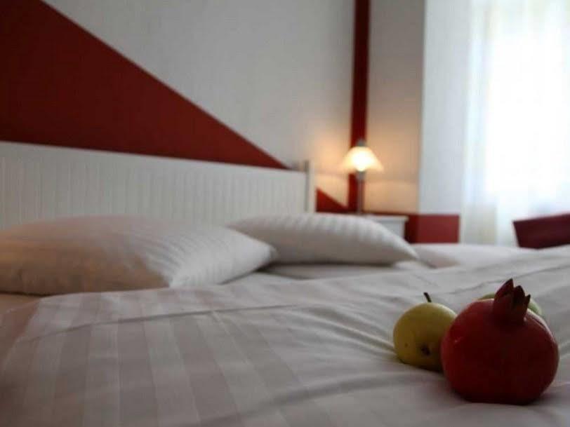 Hotel Pension Insor Berlin Eksteriør billede