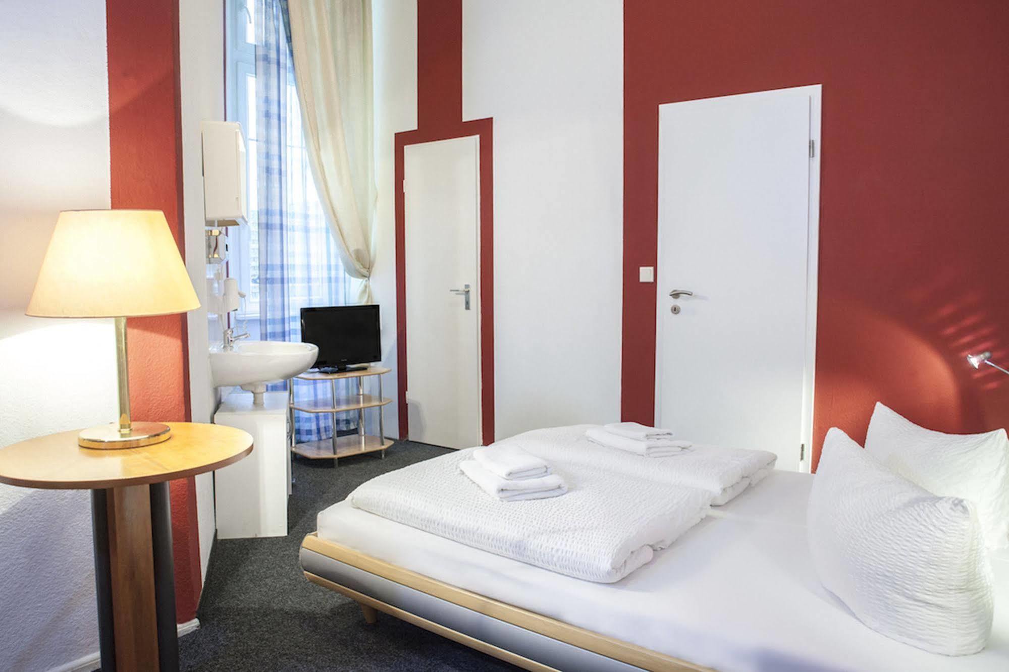 Hotel Pension Insor Berlin Eksteriør billede