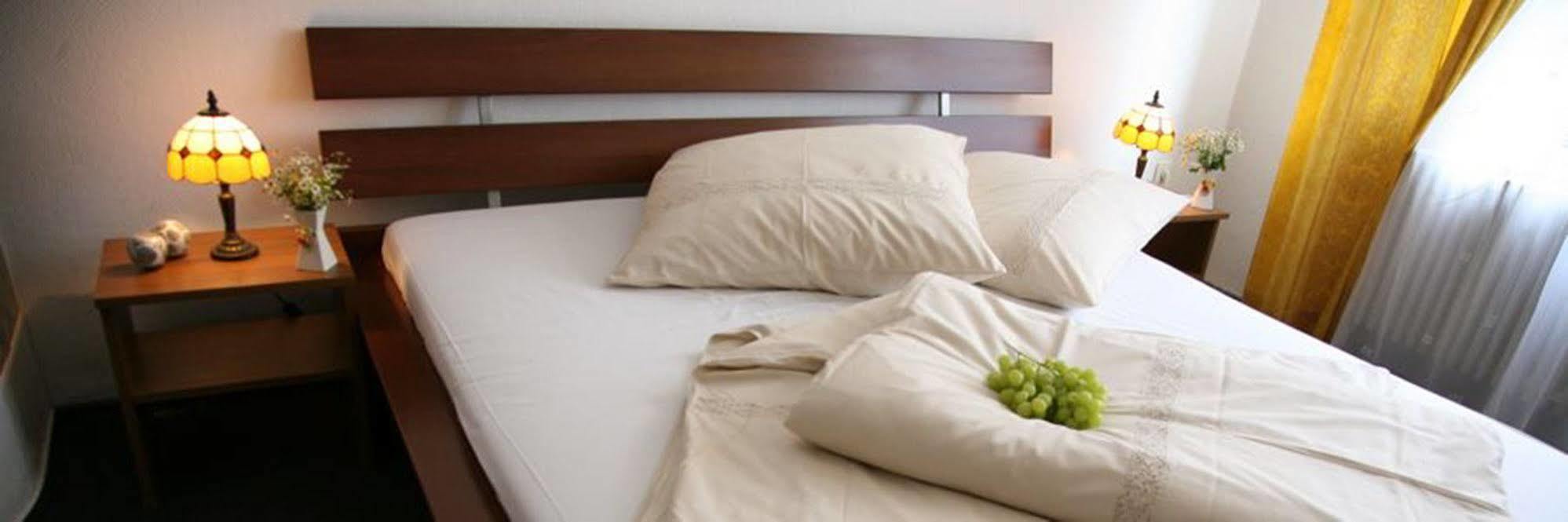 Hotel Pension Insor Berlin Eksteriør billede